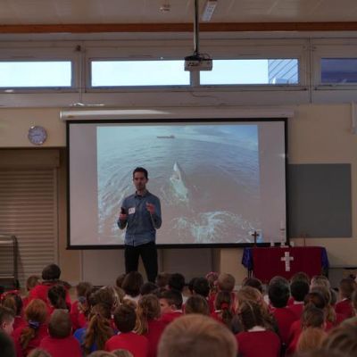 KS2 visit by conservationist Dan Abbott